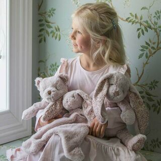 Heritage Collection | Lily & George